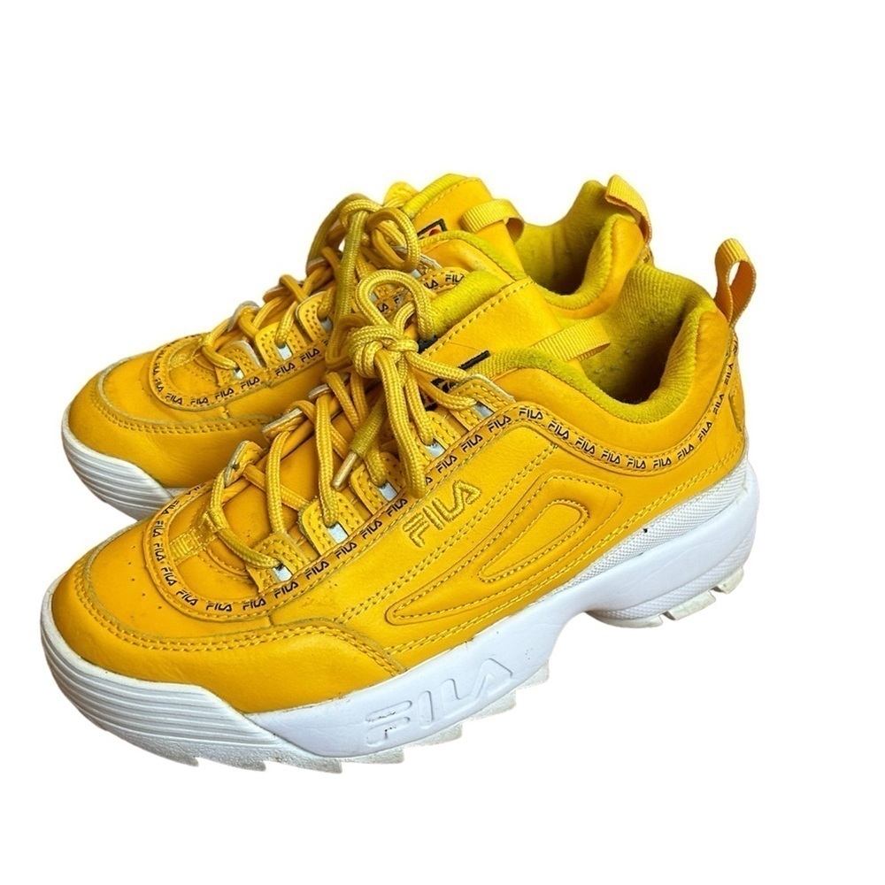 Fila Women's Disruptor II s Yellow chunky sneakers Youth  size 6